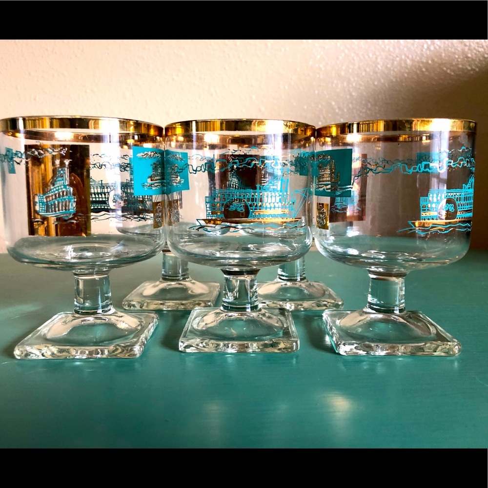 60s Vintage pedestal glasses. Southern Comfort.